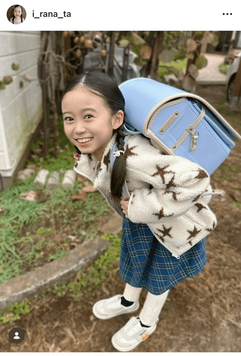 泉谷星奈（いずたにらな） (@i_rana_ta)さんのインスタグラムより