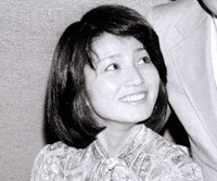 　仁科亜季子＝1979年2月撮影