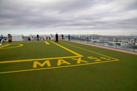 緊急時のみ救急ヘリが離着陸できるHマーク