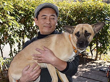 トリュフ発見した犬きなこ、保護犬コルグと仲良く成長中！