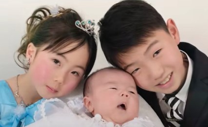 4歳お姉ちゃんの行動に「人生3週目くらい！？」と驚きと称賛の声続々（提供：@genki_gennoさん）
