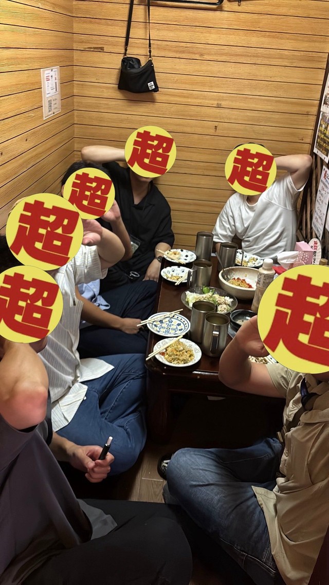 キャパ200％超！9人で楽しく宴会（居酒屋 超ことぶき提供）