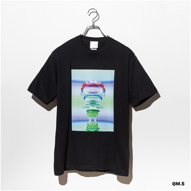 さくらももこの人気漫画をアートに昇華した、<br>『コジコジ』展のTシャツ。