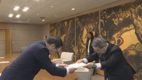 香川県人事委員会が県職員の給与とボーナスなどを引き上げるよう池田知事に勧告