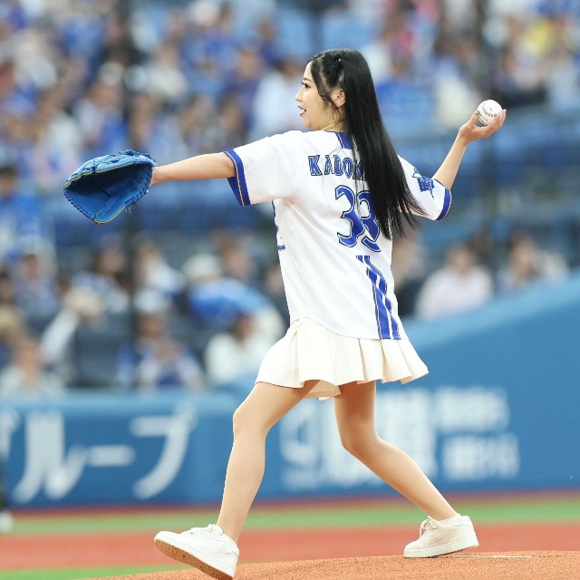美脚まぶしいフォーム