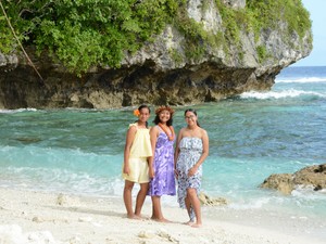 人口1700人、世界で2番目に小さい国って？　移住者が「完璧」というニウエの生活