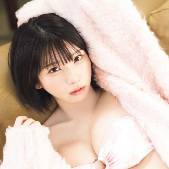 えなこカレンダーブック2026.4~2027.3