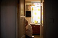 生活保護受給者「孤独死への不安」※画像はイメージです（buritora/stock.adobe.com/）