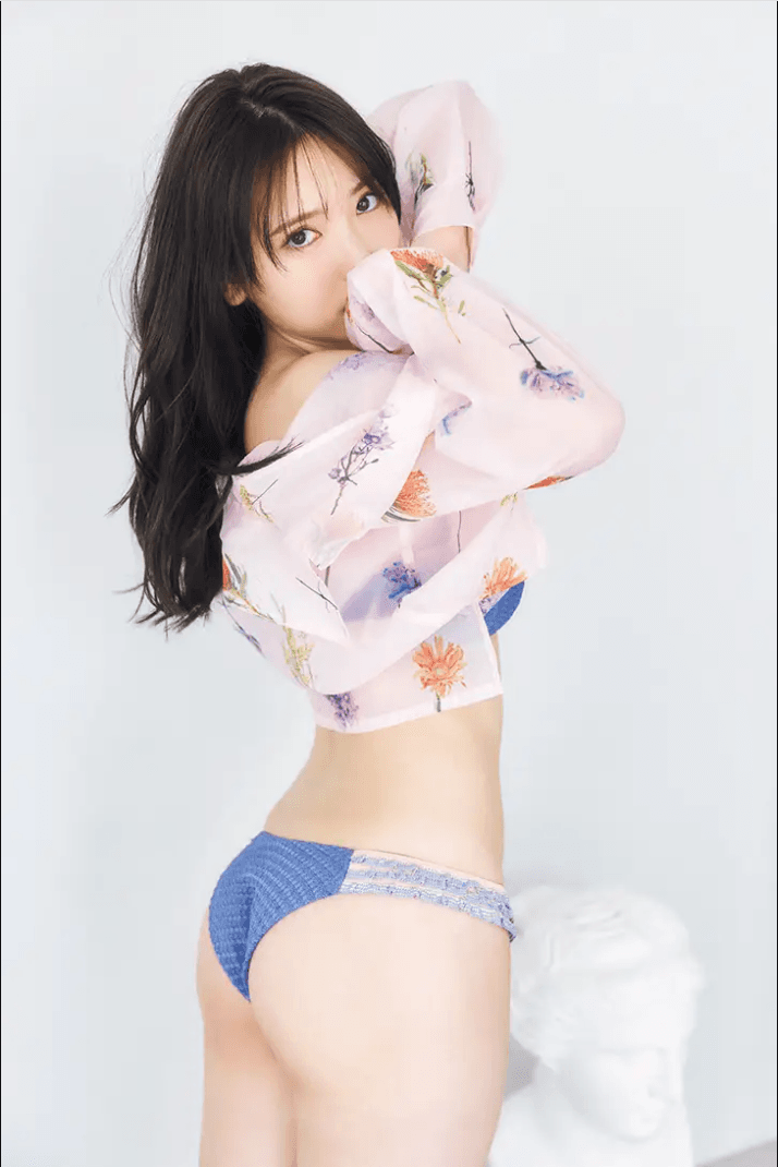 「週刊少年チャンピオン」26年6月25日発売号に登場した沢口愛華Ⓒ秋田書店ⒸHORIPROⒸ高橋慶佑