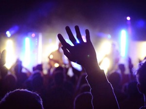 頼れるキャラを保ちたい私の意地。どうかオタクな私に気づかないで