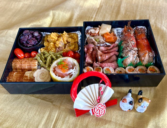 コンゴでこんなおせちが作れるなんて！（てんやわんやママさん提供）