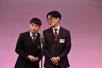 「M-1グランプリ2025」準決勝に出場しためぞん・吉野おいなり君（左）と原一刻ⓒM-1グランプリ事務局