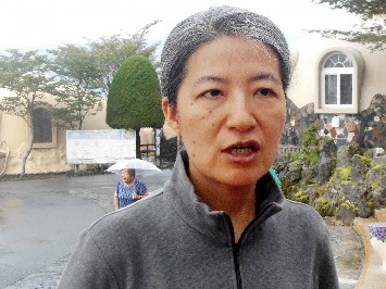 愛犬と車中泊から仮設住宅へ　熊本地震から１００日余