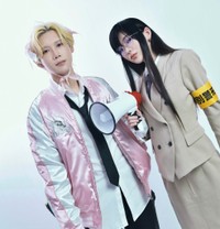 「苺奉納サークル」月丘マドカ名義で活動しているオトメロードさん(右)／オトメロードさん（@windows9999999）提供