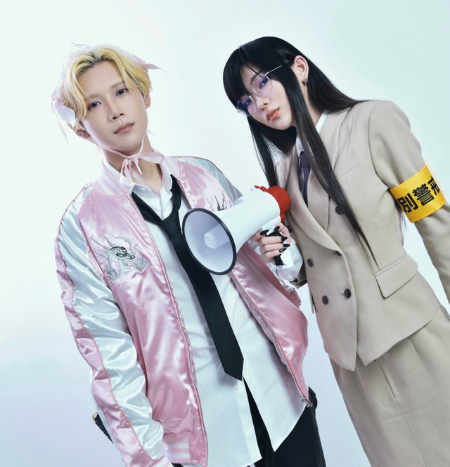 「苺奉納サークル」月丘マドカ名義で活動しているオトメロードさん(右)／オトメロードさん（@windows9999999）提供