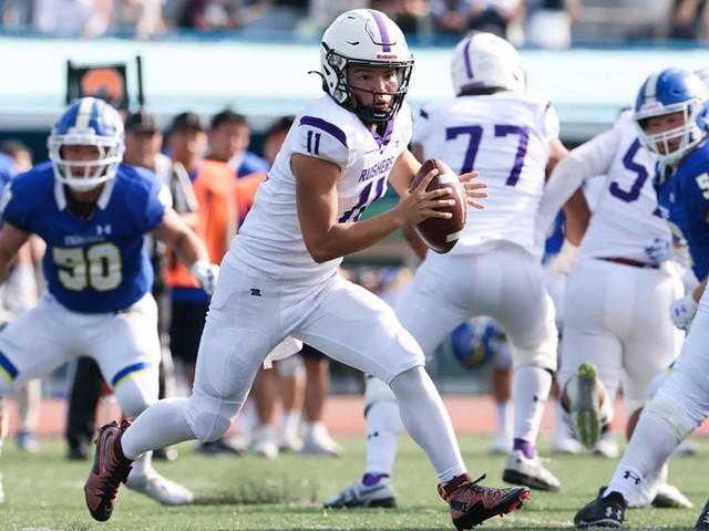 アメフト - 立教大学・中川龍之介と小林蹴人 昨年の高校ベストQB