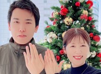 ペアリングを購入したお2人。右がななこさん、左が歩夢さん／ななこさん（@ayunana_style）提供