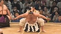 横綱・照ノ富士の土俵入り