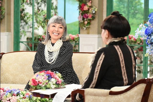 「徹子の部屋」　（右から） 黒柳徹子、池畑慎之介＝テレビ朝日提供