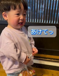 可愛らしい「あけてっ」に、揺らぐ心…（提供：＠daisuki_rinrinさん）
