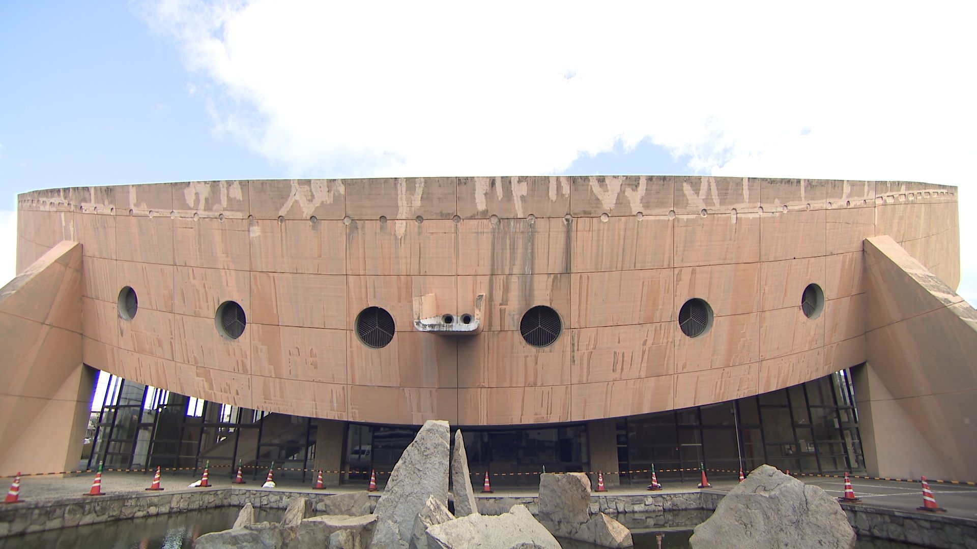 旧香川県立体育館の解体費差し止め訴訟 原告側が耐震性の鑑定を