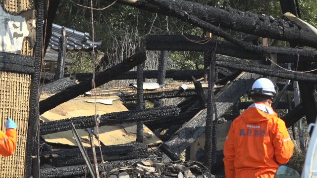 火事があった住宅　真庭市五名　17日朝