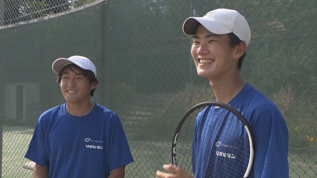 テニス男子団体の全国大会で岡山県勢初の優勝　春夏連覇を狙う関西高校の2人のエース【青春のキセキ】