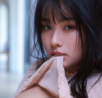 豊島心桜デジタル写真集 『夏、いただきます。』（撮影：中山雅文　発行：ワニブックス）より