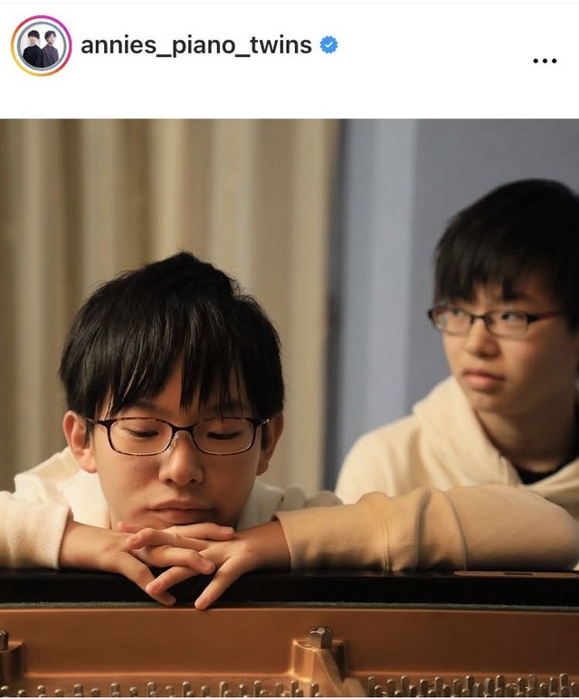 兄ーズ(Annies)のインスタグラム＠annies_piano_twinsより