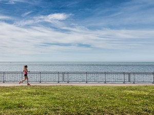 ごきげんな自分でいるため、1日30分程のウォーキングが元気の秘訣