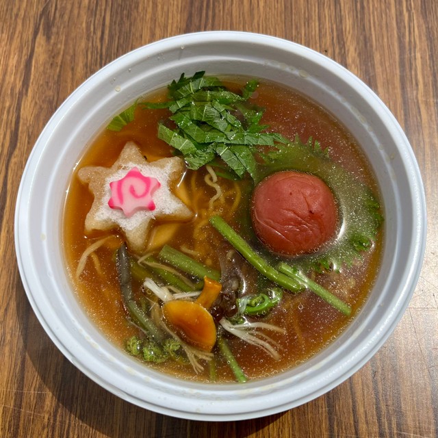 見事優勝を勝ち取ったえびす屋の元祖・キリストラーメン（新郷村観光協会提供）