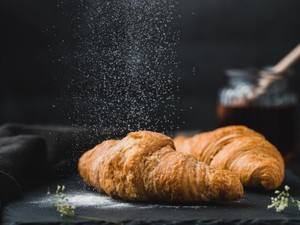 結婚の「条件」で選んだ彼に、私はめげずにクロワッサン攻撃を続ける