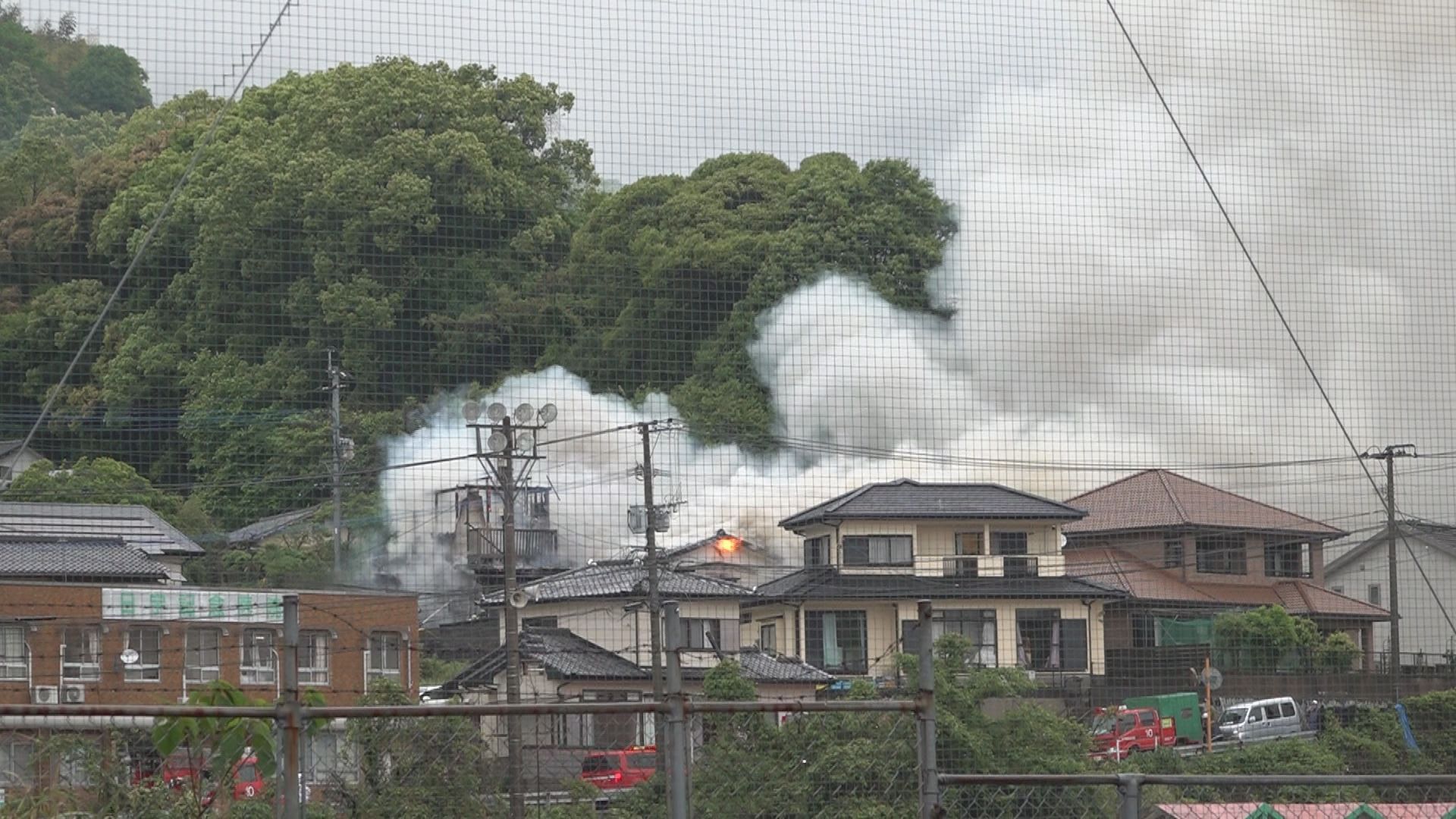 長崎】佐世保市で住宅全焼 不明男性を市内で発見(1) | 長崎ニュース