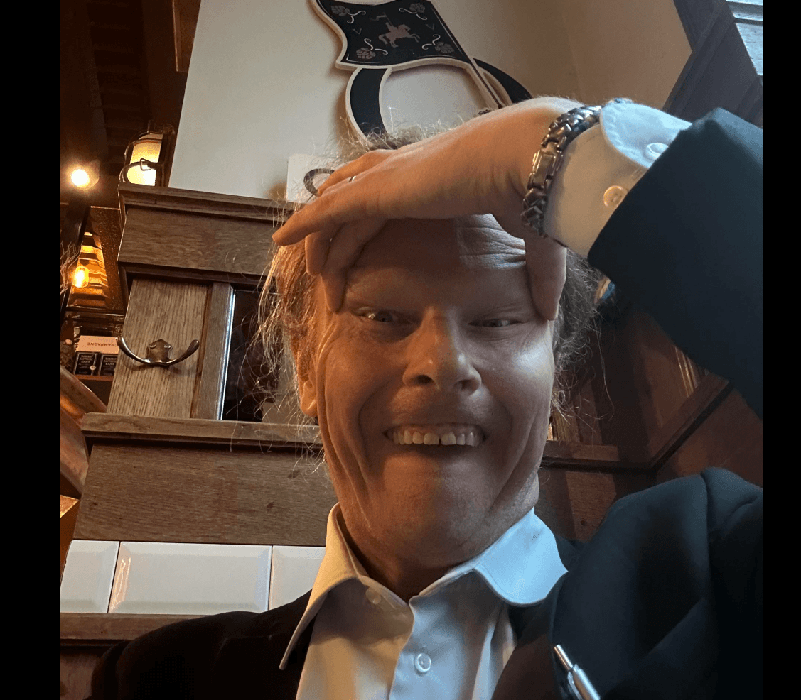 フィンランドの議員が投稿した写真＝本人のフェイスブックより