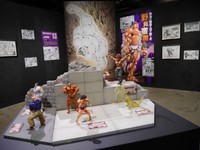 「連載３０周年記念　地上最強刃牙展ッ！ｉｎ東京ドームシティ」より