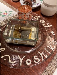 三田佳子オフィシャルブログ「佳子のガラパゴス遊歩」より