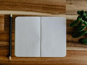 自分が何を、どう感じたのか。父は私に真っ白なノートを手渡した