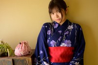 小日向ゆり5作目となるイメージDVD『Newtopia』