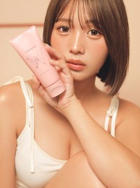 ランジェリーブランド “Lulumerry”（ルルメリー）をプロデュースする人気動画クリエイター流那