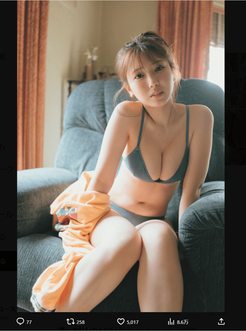 「FLASH」（26年5月26日発売号）に登場した沢口愛華のオフショット　本人のX（@sawa_aika827）より
