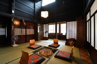 「能登の古民家宿 TOGISO」には昔ながらの囲炉裏があります（ぴんぽいんとさん提供）