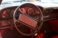 911カレラのメーター周り。豪華ではないけど上質な、まさにスポーツカーの雰囲気。すごくそそられます