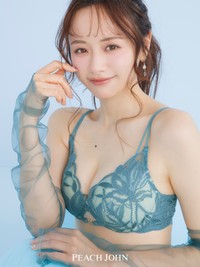 PEACH JOHNのブランドミューズに森香澄さんが就任しました
