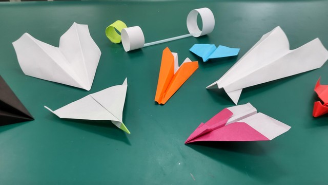 科学体験教室　紙ヒコーキをつくってとばそう！　香川