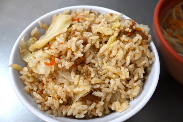 高麗菜飯（黒色中国さん提供）