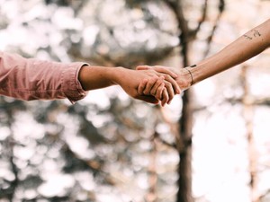 関係が良くても退職したら疎遠に。コロナ禍で考えた、人との繋がり