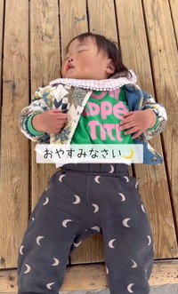 完全に寝落ち！寝顔もかわいい♡（提供：＠ikukyu_vlogさん）
