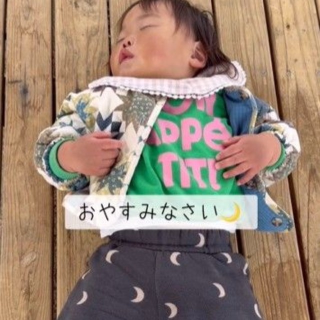 完全に寝落ち！寝顔もかわいい♡（提供：＠ikukyu_vlogさん）
