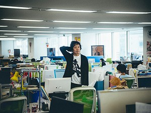 燃え殻さん「すべて忘れてしまうから」インタビュー　バランス悪く生きている人って、魅力的