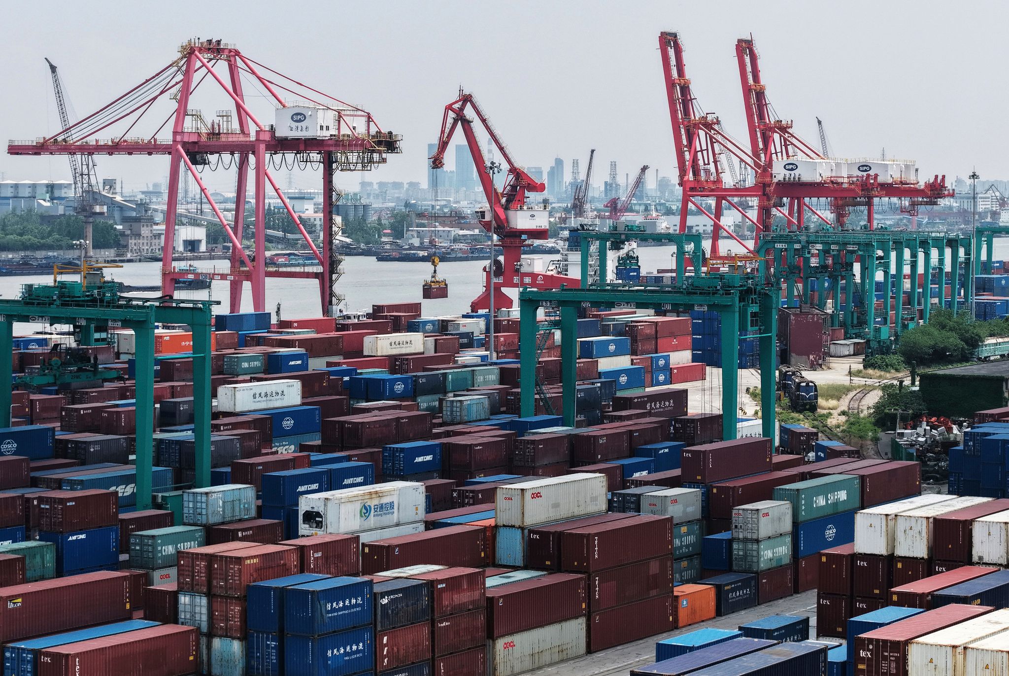 Chinese businesses view tariff pause with caution and uncertainty | The ...